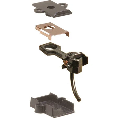 Kadee Coupler #28 HO Scale 20-Series Plastic Couplers with Gearboxes - Medium (9/32") Centerset Shank