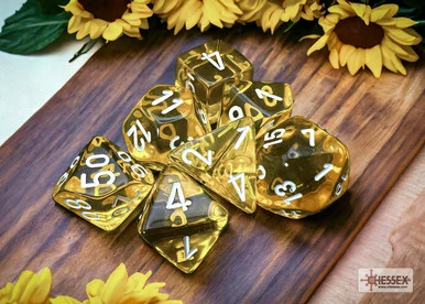 Chessex 23072 Translucent Yellow/white Polyhedral 7-Dice Set