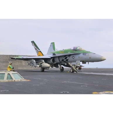1/72 F/A-18C HORNET "CHIPPY- HO" - 12432