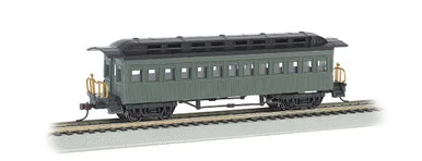 Bachmann 13405 HO Coach 1860-1880 Era - Painted Unlettered Green