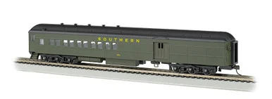 Bachmann 13606 HO 72' Heavyweight Combine - Southern Railway #654 Two-Window Baggage Door