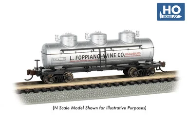 Bachmann 17114 HO 40' Three Dome Tank Car - L. Foppiano Wine Co. #1112