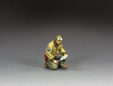 KACDD386 - Kneeling Tech 5 Corporal w/Map