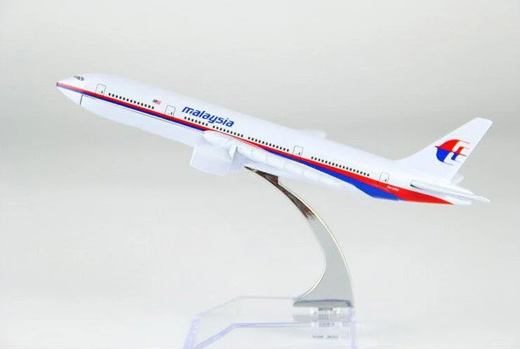 Malaysia Airlines Boeing 777 - AirModels
