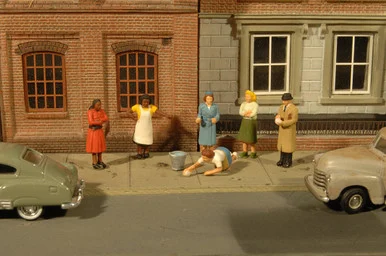 Bachmann 33117 HO Sidewalk People