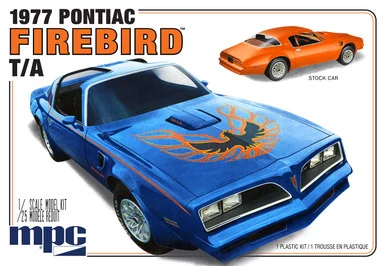 MPC 916 1977 Pontiac Firebird T/A 1/25 Scale Model Kit
