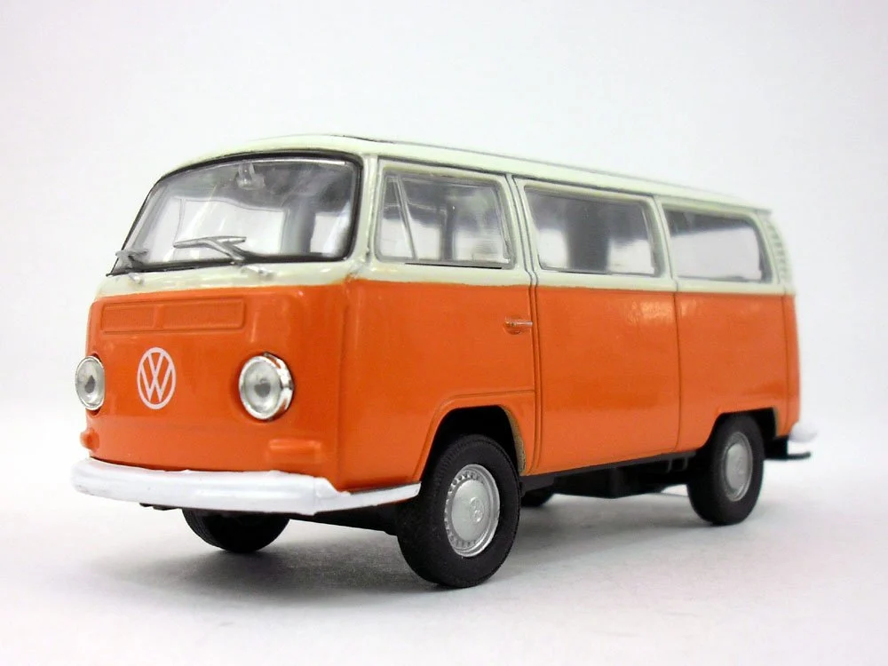 Volkswagen Type 2 “Bus” T2 (Orange) 1:38 Scale Diecast Car By Welly (No Retail Box)