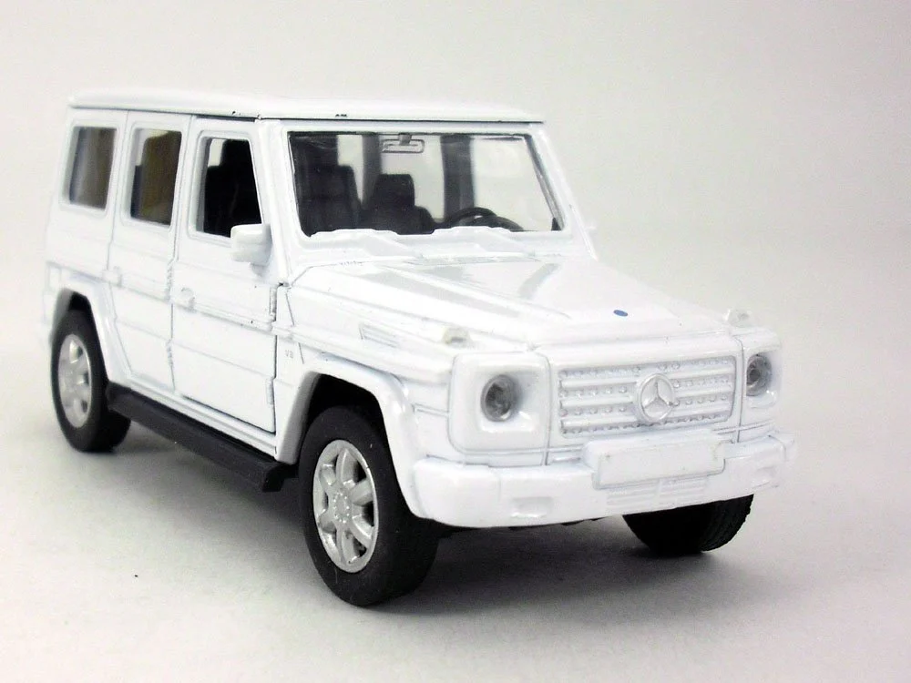 Mercedes Benz G Class Wagon (White) 1:38 Scale Diecast Car By Welly (No Retail Box)