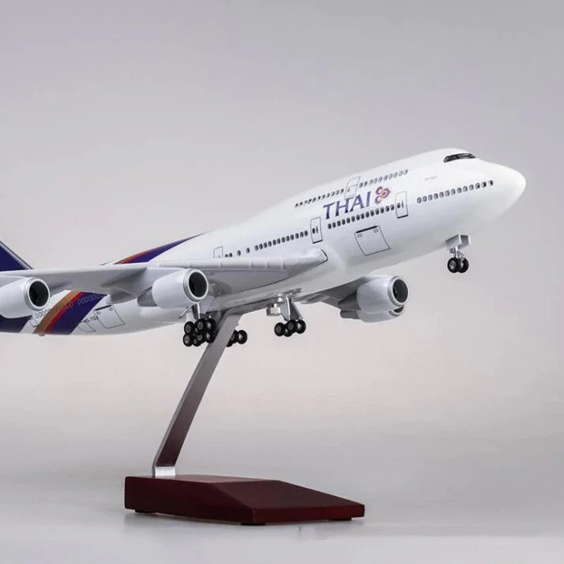 XL Thai Airways Boeing 747 - AirModels