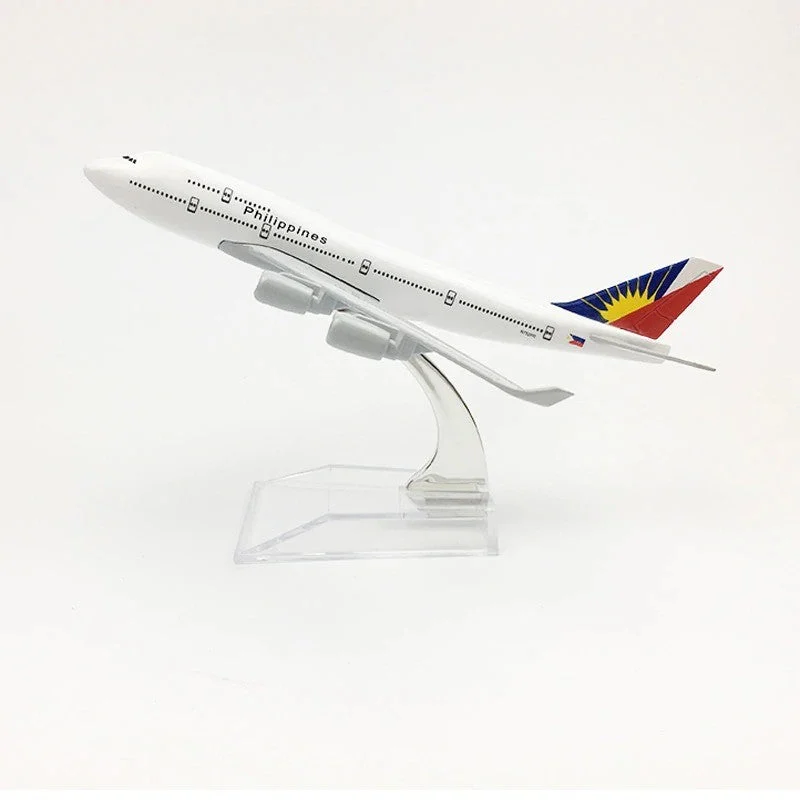 Philippine Airlines Boeing 747 - AirModels