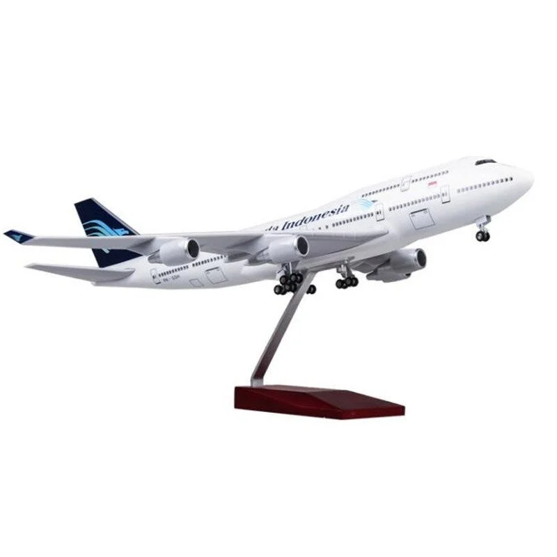 XL Garuda Indonesia Boeing 747 - AirModels