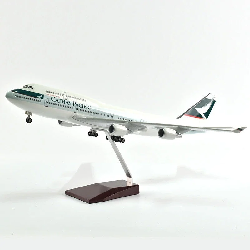 XL Cathay Pacific Boeing 747 - AirModels