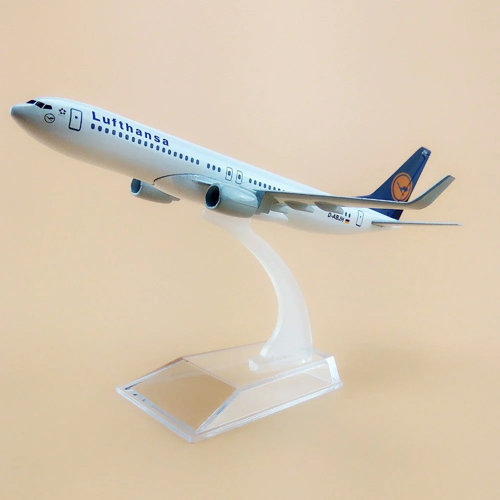 Lufthansa Boeing 737 - AirModels