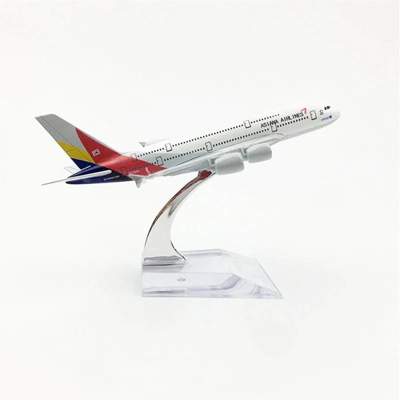 Asiana Airlines Airbus A380 - AirModels