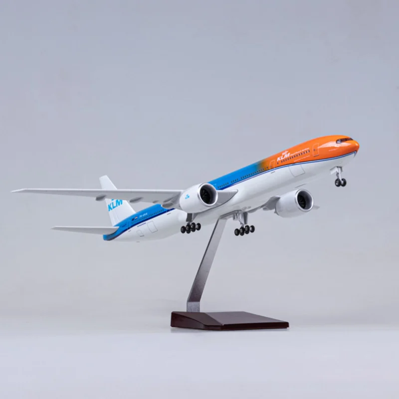 XL KLM Royal Dutch Boeing 777 - AirModels