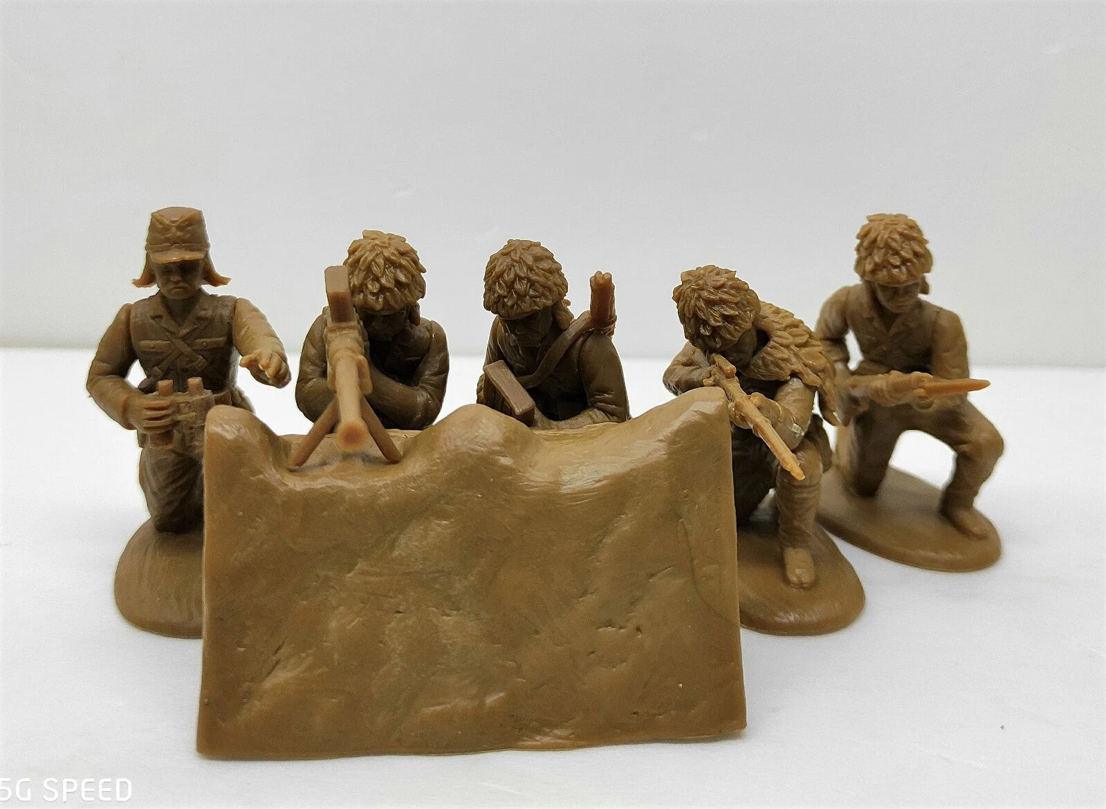 World War II Pacific War Japanese Tropical Jungle Defense, 54 mm (1/32) Scale Plastic Figures - Expeditionary Force