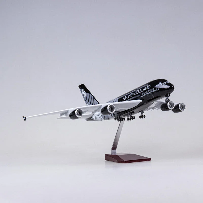 XL Air New Zealand Airbus A380 - AirModels