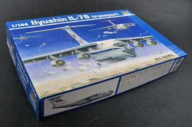 1/144 ILYUSHIN IL-76 TRANSPORT - 03901
