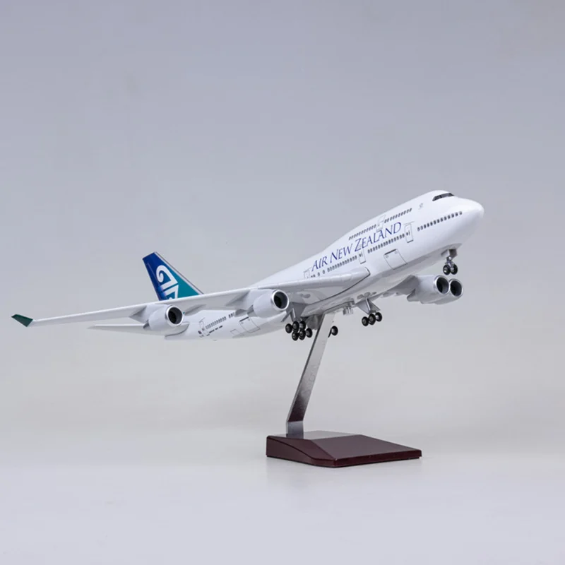 XL Air New Zealand Boeing 747 - AirModels