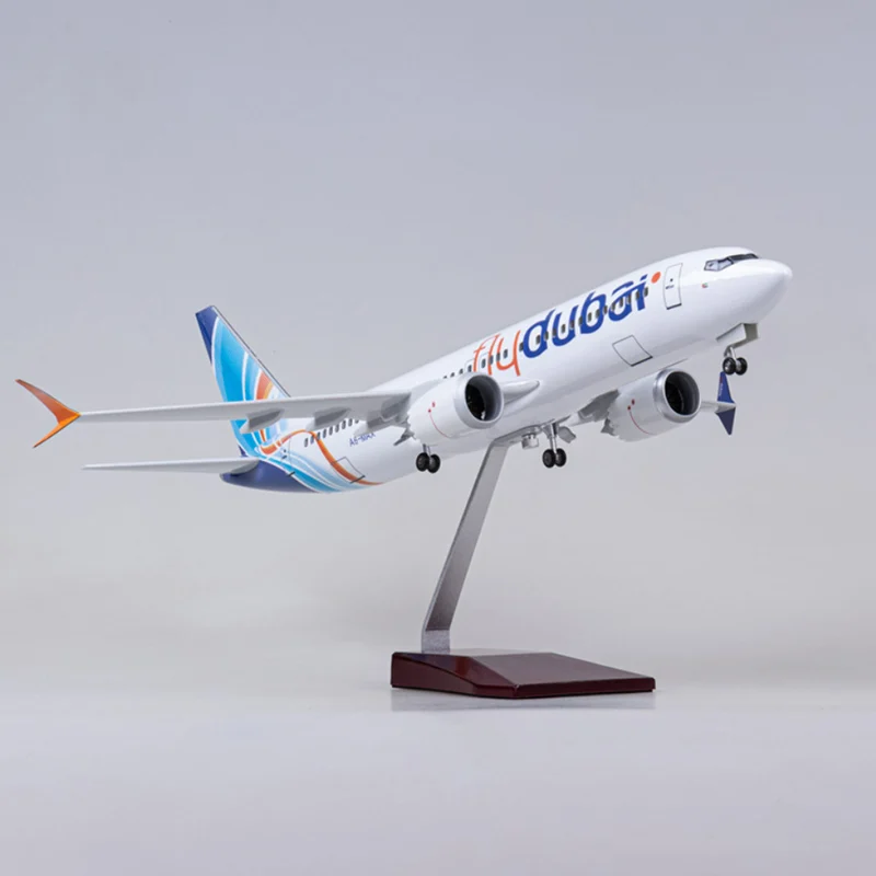 XL FlyDubai Boeing 737 MAX - AirModels