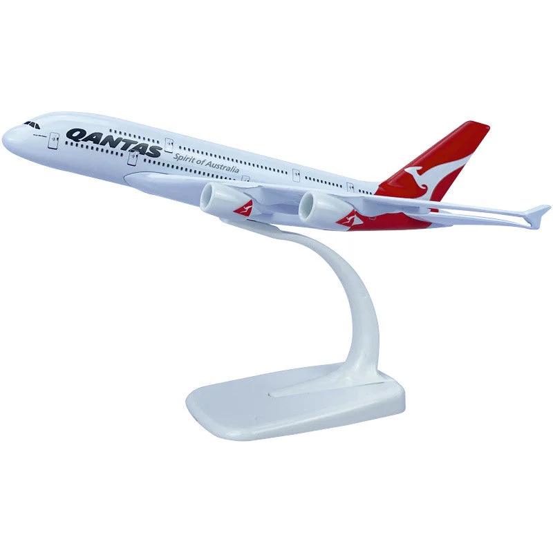Qantas Airbus A380 - AirModels