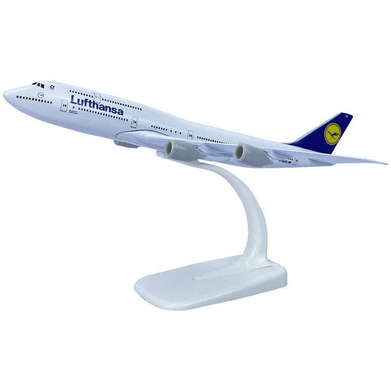 Lufthansa Boeing 747 - AirModels