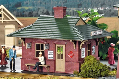 PIKO PIK62709: River City Station Built Up Building