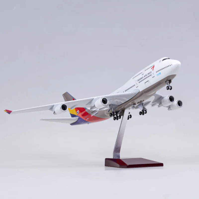 XL Asiana Airlines Boeing 747 - AirModels