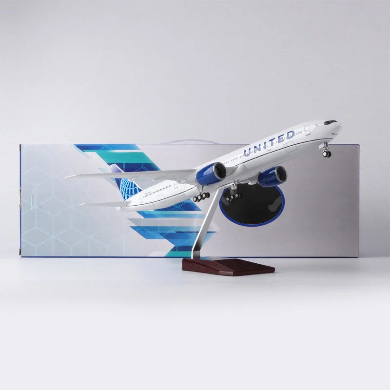 XL United Airlines Boeing 777 - AirModels