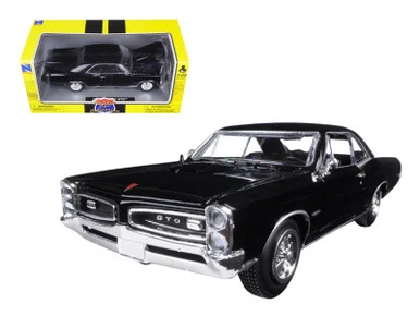 New Ray Toys 71853B 1966 Pontiac GTO Black 1/25 Scale Die-Cast Model