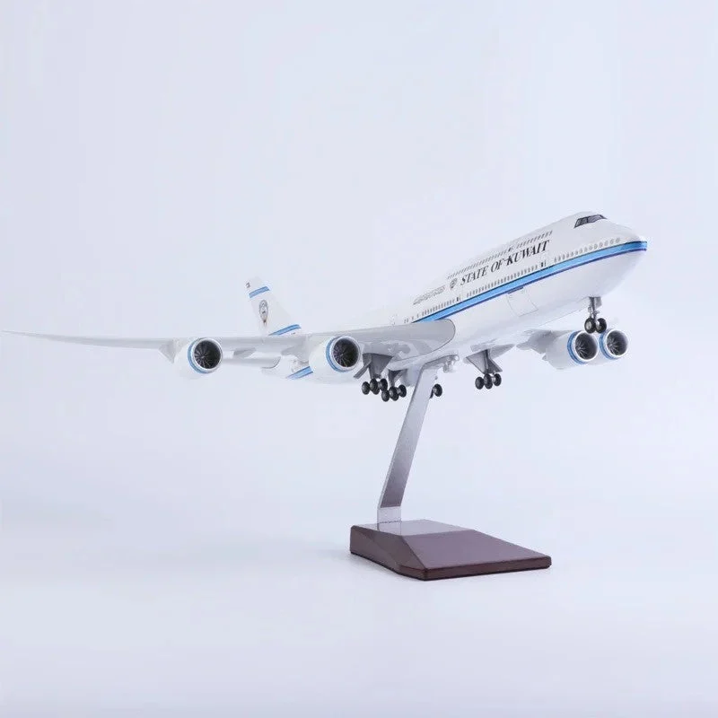 XL Kuwait Airways Boeing 747 - AirModels