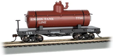 Bachmann 72108 HO Old Time Tank Car - Union Tank Line #7714