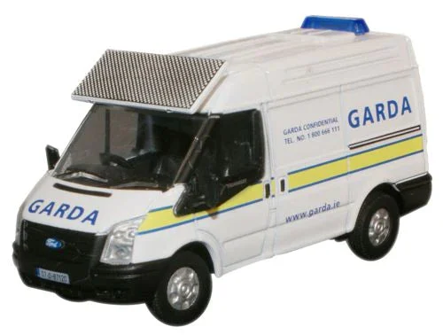 Ford Transit Mk. 5 Short Wheelbase “Garda” (Frozen White) 1:76 (OO) Scale Model - Oxford Diecast
