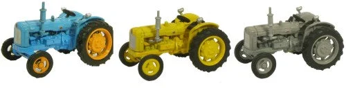 Fordson Tractor 1946 - 1970 Set of 3 (Blue,Yellow, Grey) 1:76 (OO) Scale Model