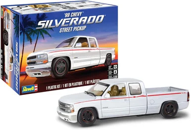 Revell 14538 1999 Chevy Silverado Street Pickup 1/25 Scale Model Kit - Revell Monogram