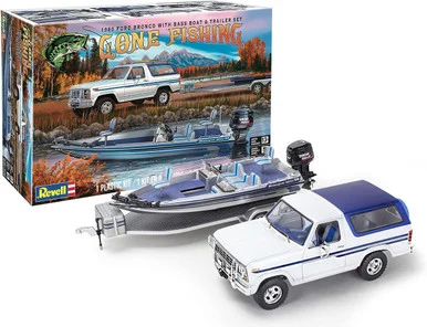 Revell 17242 1980 Ford Bronco with Bass Boat 1/24 Scale Model Kit - Revell Monogram