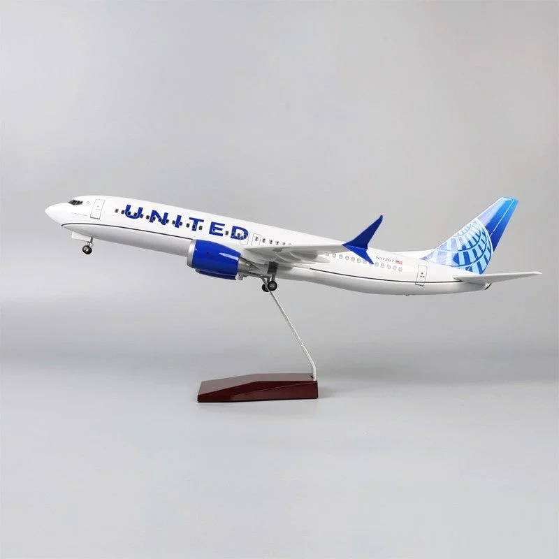 XL United Airlines Boeing 737 - AirModels
