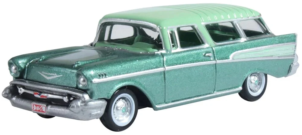Chevrolet Nomad 1957 (Highland Green / Surf Green) 1:87 Scale Diecast Model - Oxford Diecast