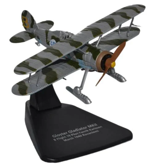 Gloster Gladiator with Skis 1939, 1:72 Scale Diecast Model - Oxford Diecast