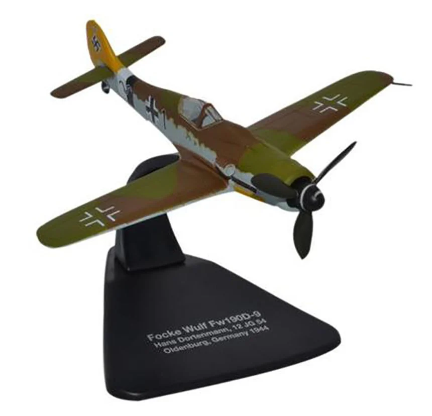 Focke-Wulf Fw 190 D-9, 1:72 Scale Model
