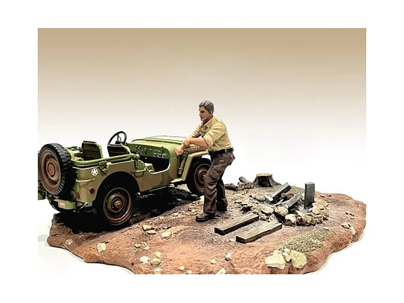 1:18 SCALE GARAGE FIGURE – MECHANIC POSE #3 ACCESSORY - American Diorama
