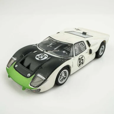 AFX Racing 22056 Ford GT40 MKII #95 Daytona White