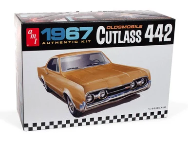AMT 1365 1967 Oldsmobile Cutlass 442 1/25 Scale Model Kit