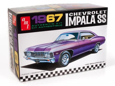 AMT 981 1967 Chevy Impala SS Stock 1/25 Scale Model Kit