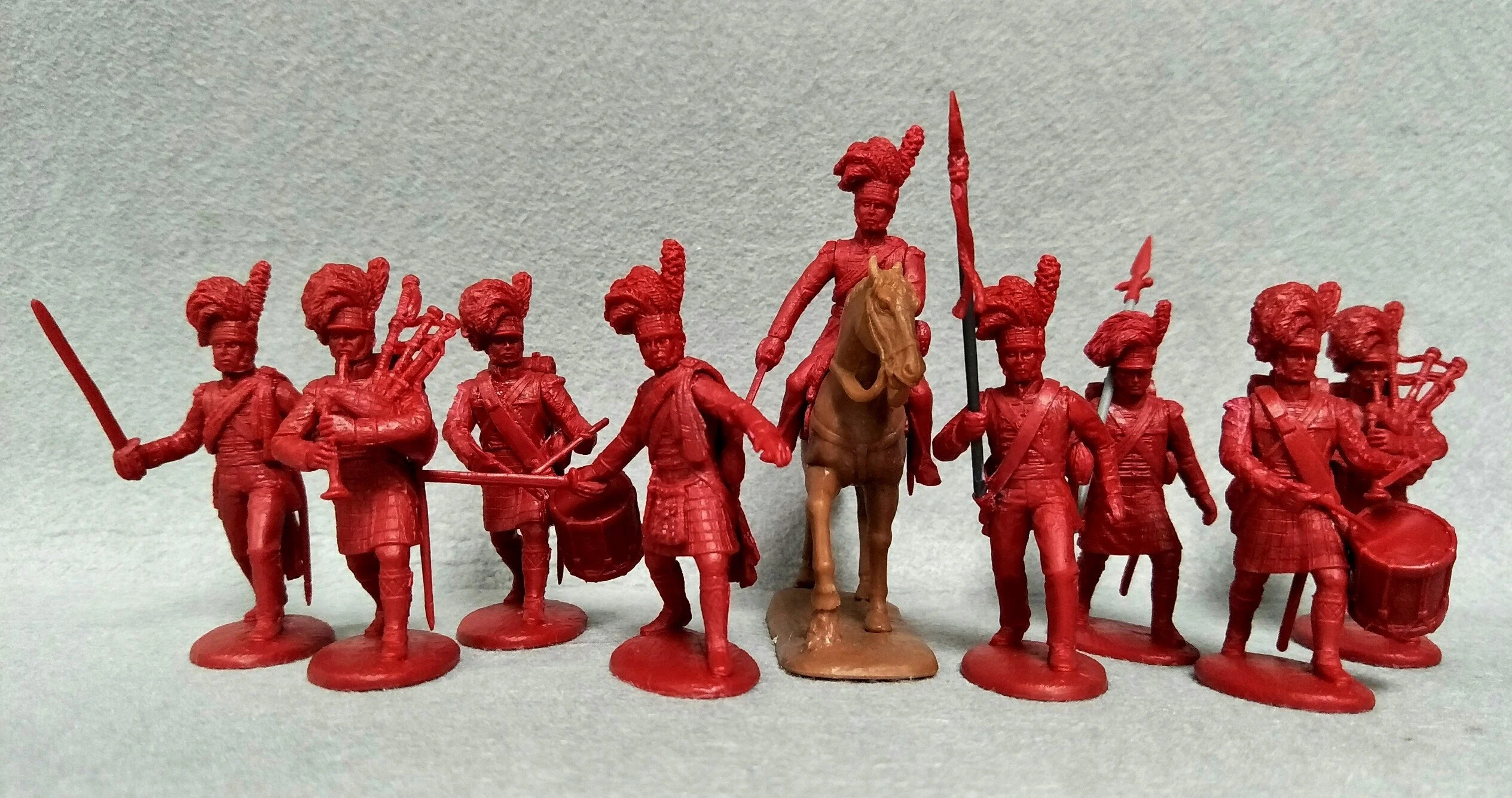 Napoleonic Wars British Highland Regiment Command 1803 – 1815, 54 mm (1/32) Scale Plastic Figures - Expeditionary Force
