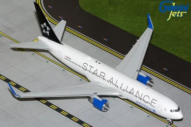 United Airlines B767-300ER N653UA G2UAL1379 Scale 1:200
