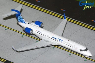 United Express CRJ550 N506GJ G2UAL1405 Scale 1:200 - Gemini200