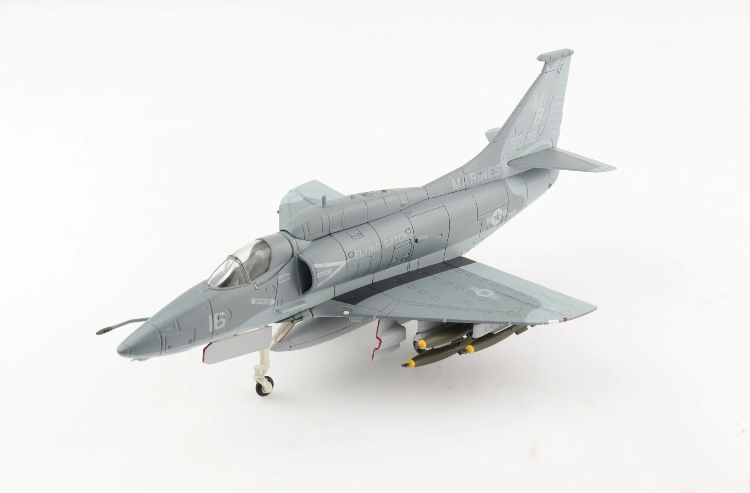 Douglas A-4F Skyhawk USMC VMA-142 “Flying Gators” 1984, 1:72 Scale Diecast Model