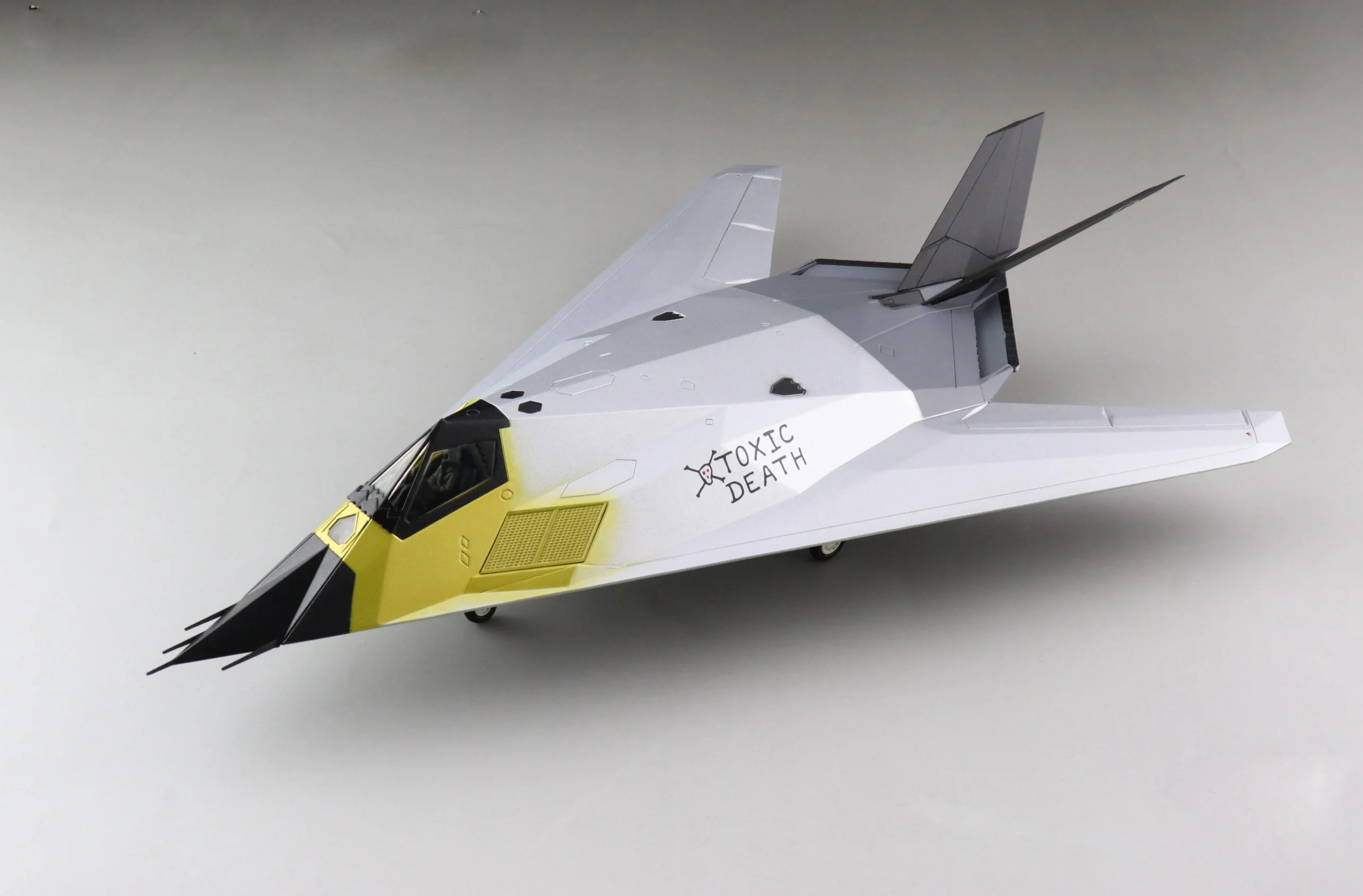 Hobby Master 1:72 Scale Lockheed Martin F-117A Nighthawk “Toxic Death” (HA5810)