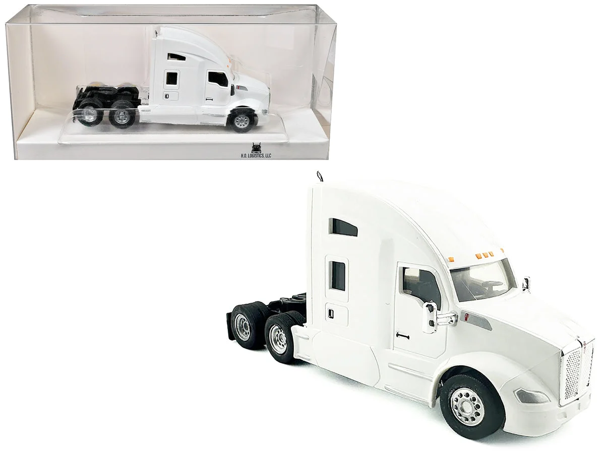 Kenworth T680 Sleeper Cab White 1/87 (HO) Plastic Model Car by HO Logistics - HO Logistics Replicas